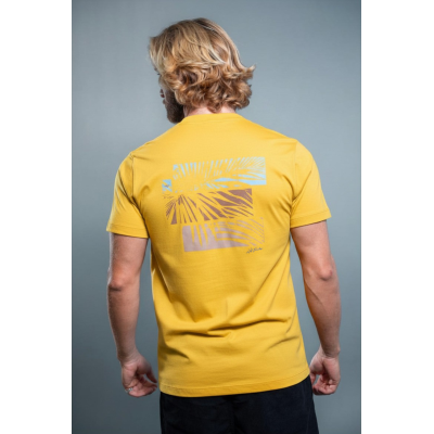 Camiseta Estampa Folhagens