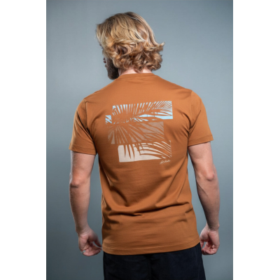 Camiseta Estampa Folhagens
