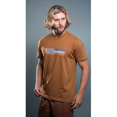 Camiseta Estampa Faixa